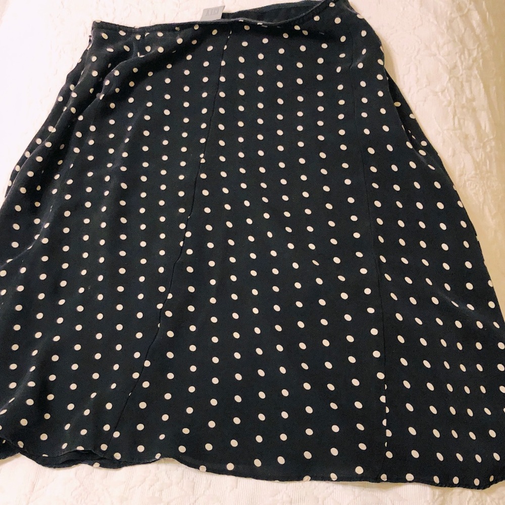Polka Dots black and white